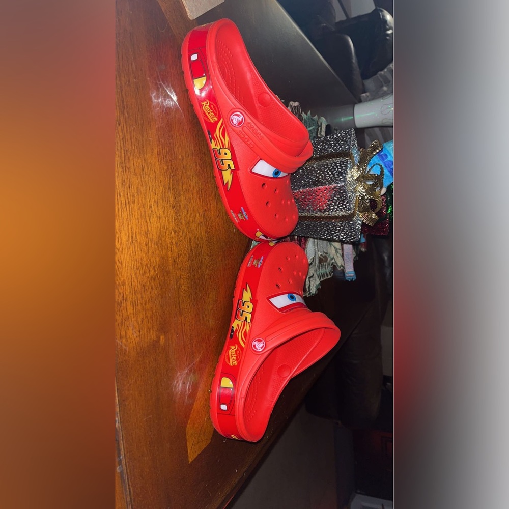 lighting mcqueen crocs